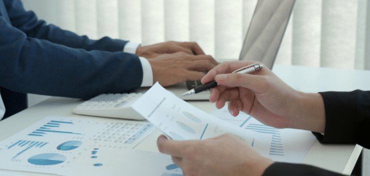 ¿Cómo reducir costos en una empresa​ si se viaja constantemente?